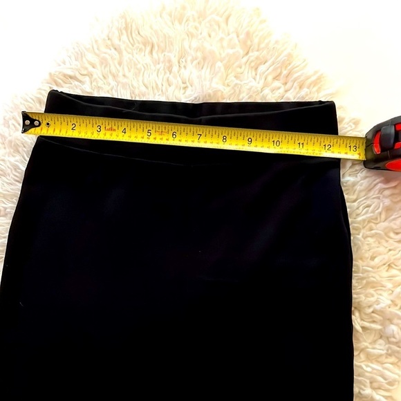 2 B By Bebe Gorgeous MIDI Skirt! - Picture 11 of 14